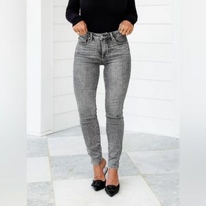 Judy Blue Smoky Gray Skinny Jeans